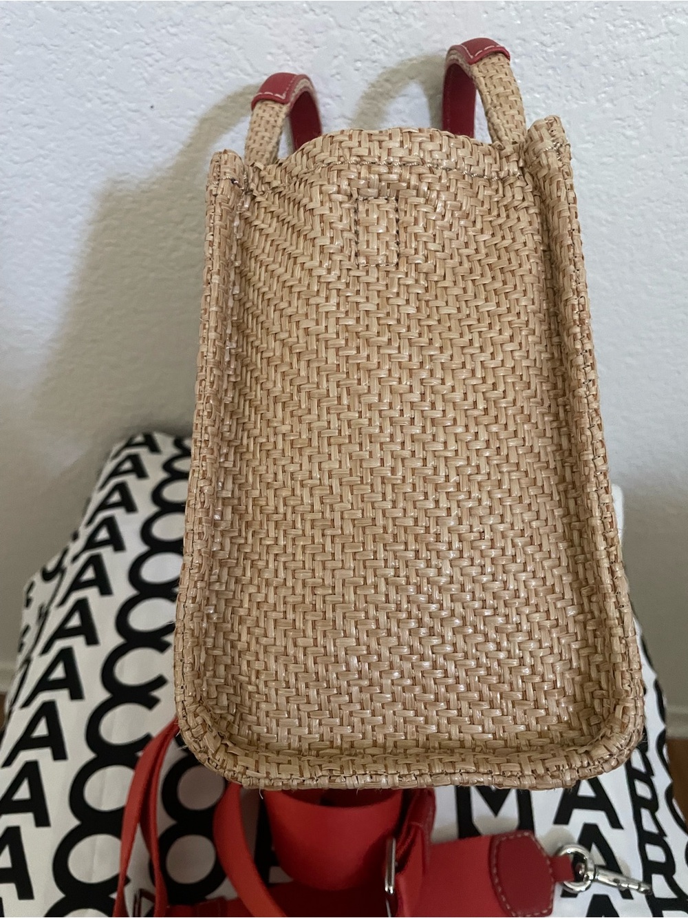 Marc Jacobs Straw Tote with Red Handles and Floral Embroidery - Picture 5 of 9